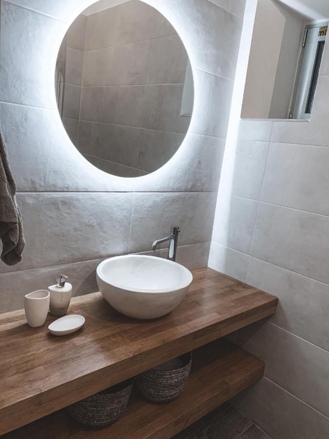 Mangata Suites Homes With Private Pools Spartokhórion エクステリア 写真