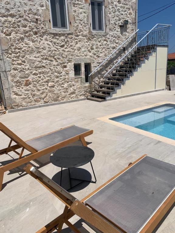 Mangata Suites Homes With Private Pools Spartokhórion エクステリア 写真